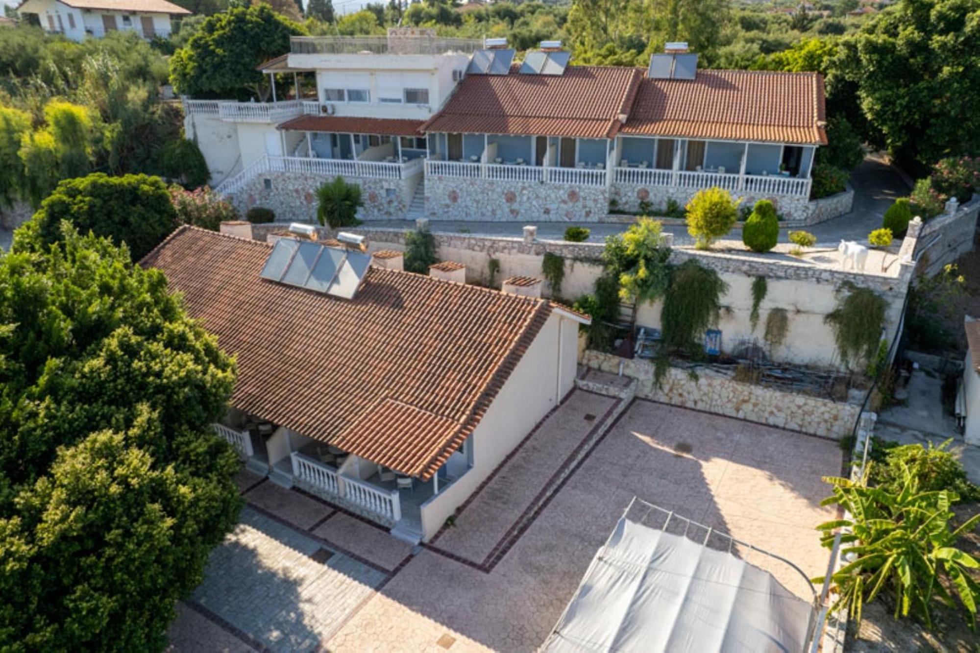 Pansion Koroni L'Antic Hotel Exterior photo