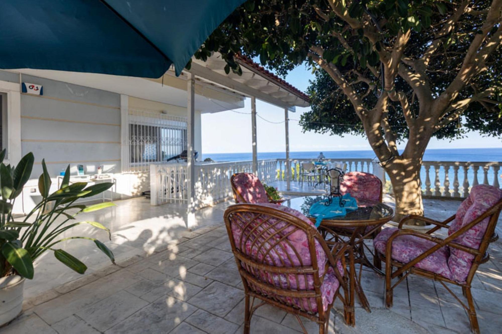 Pansion Koroni L'Antic Hotel Exterior photo