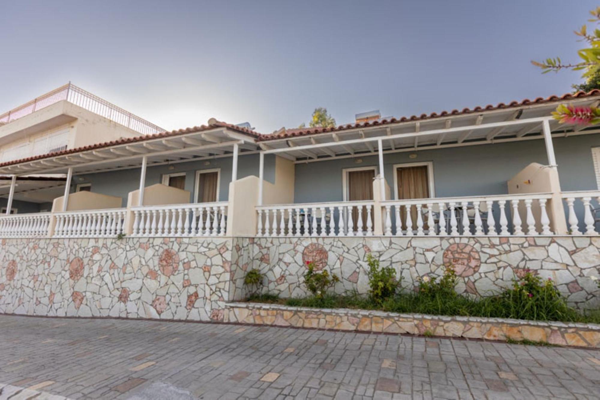 Pansion Koroni L'Antic Hotel Exterior photo