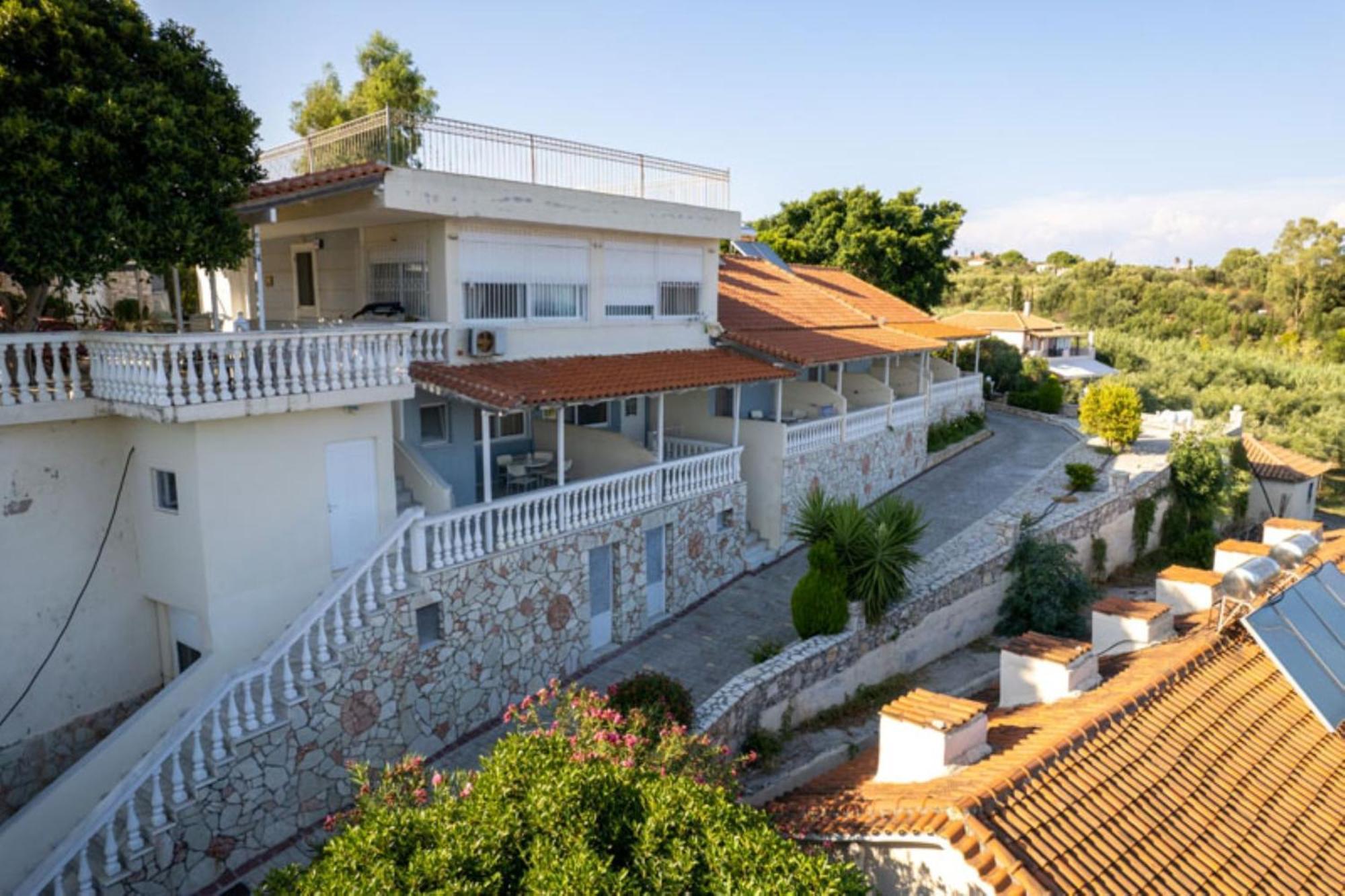 Pansion Koroni L'Antic Hotel Exterior photo